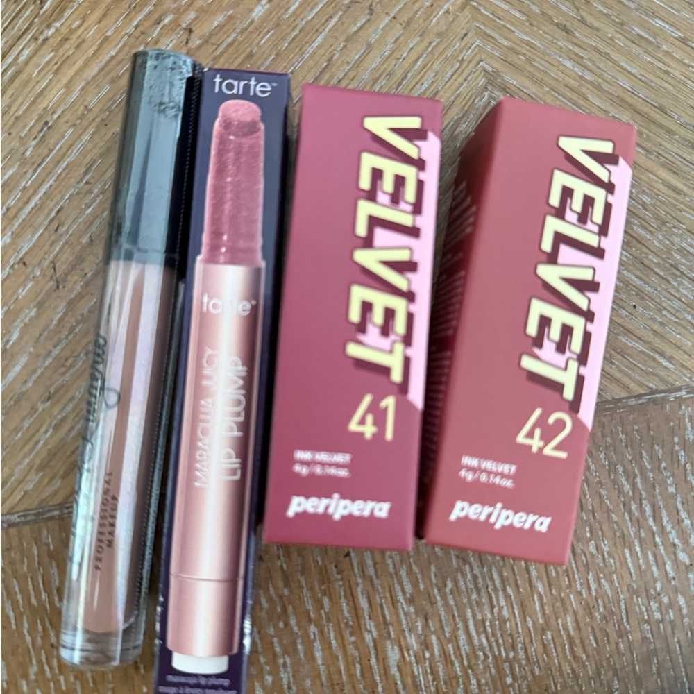 Tarte and Peripera Lip Makeup Set